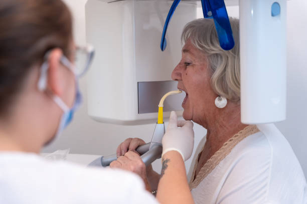 Best Emergency Tooth Extraction in Canyonville, OR
